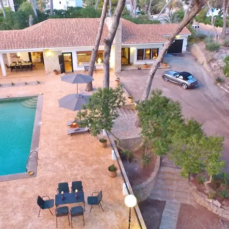 Apartment On The First Line Of The Sea With A View And Free Parking Marbella Exterior foto