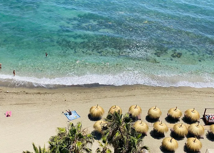 Apartment On The First Line Of The Sea With A View And Free Parking