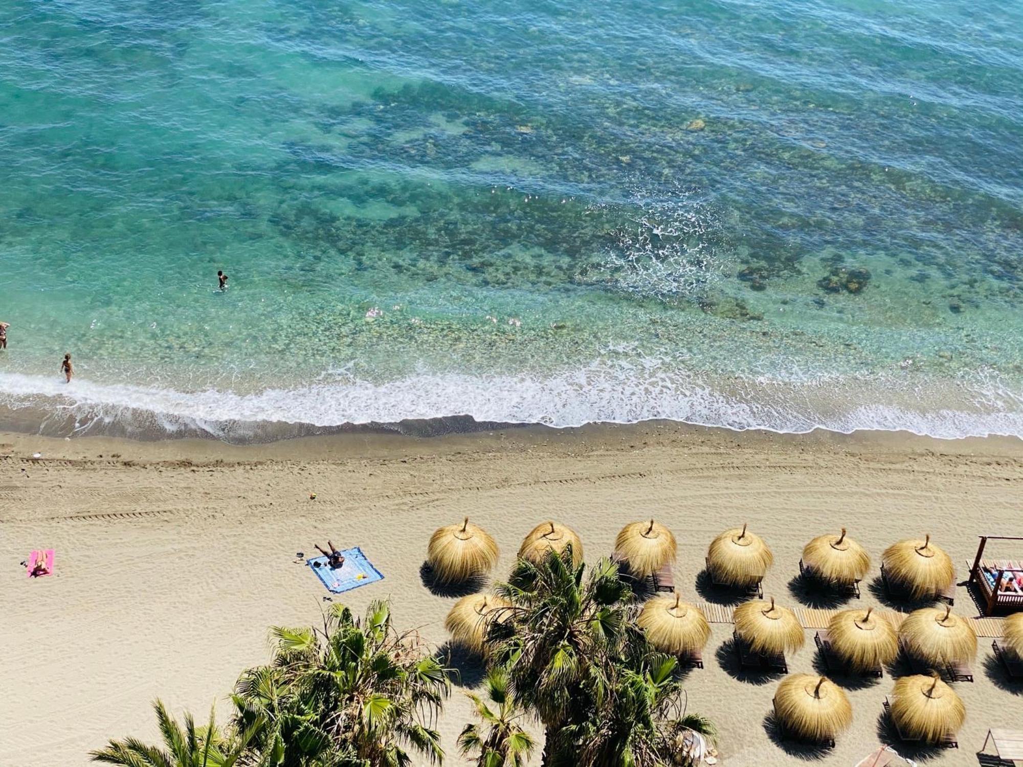 On The First Line Of The Sea With A View And Free Parking Apartment *
